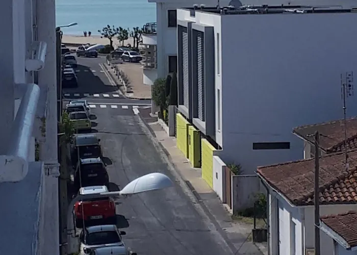 Royan, Centre Ville, Très Proche, Wifi Appartement *